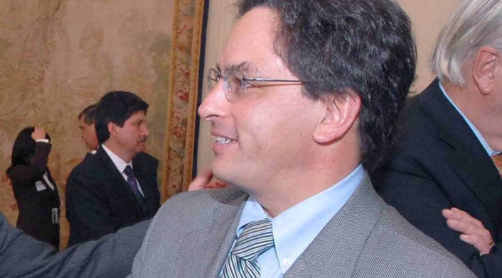 Carrasquilla fue ministro entre los años 2003 y 2007 Carrasquilla fue ministro entre los años 2003 y 2007