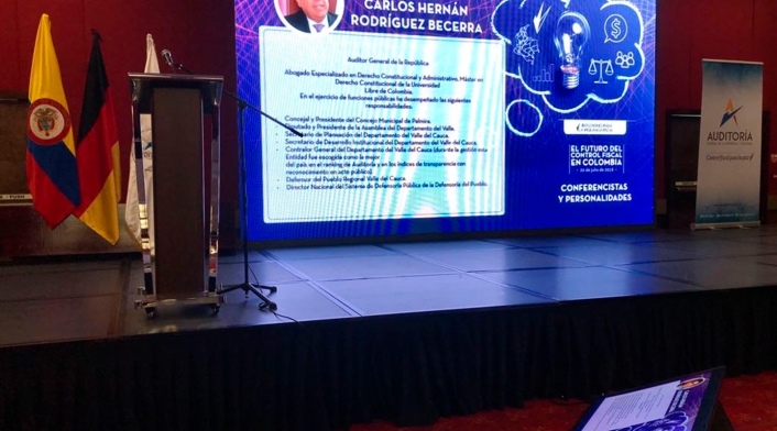 Imagen del foro “El futuro del control fiscal en Colombia”