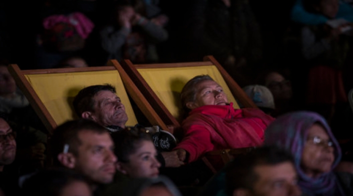 Adultos mayores en la Cinemateca Distrital