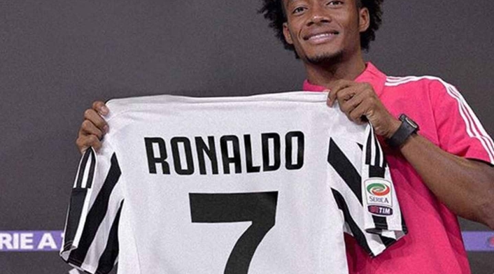 Cuadrado volvería a usar el número 16 Cuadrado volvería a usar el número 16