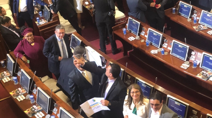 El partido Farc tendrá cinco curules en el Senado El partido Farc tendrá cinco curules en el Senado