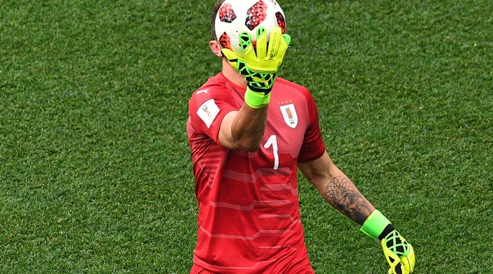 Fernando Muslera luego del error que cometió en el Francia vs Uruguay