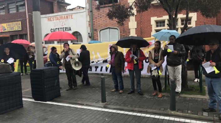 Profesores de Bogotá protestan por privatización de colegios