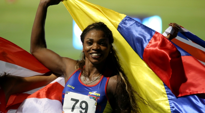 Caterine Ibargüen se colgó la medalla de oro en el salto de longitud en los Juegos Centroamericanos