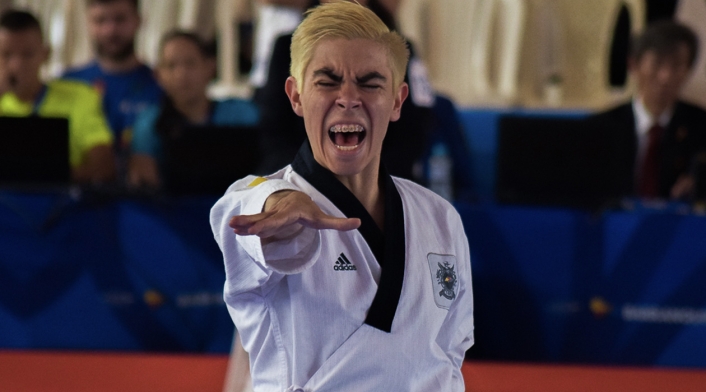 Isaac Vélez le dio un nuevo oro a Colombia Isaac Vélez le dio un nuevo oro a Colombia