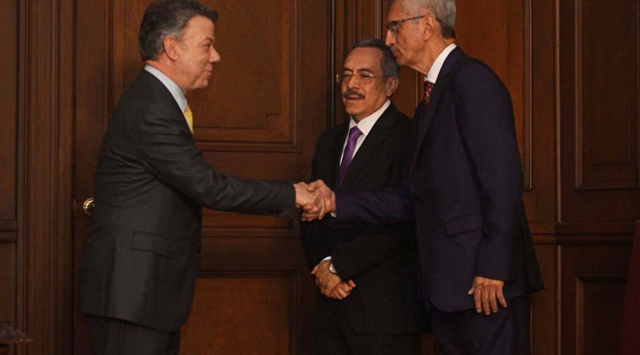 Ramiro Alonso Marín y Ariel Augusto Torres fueron felicitados por Santos al momento de la posesión Ramiro Alonso Marín y Ariel Augusto Torres fueron felicitados por Santos al momento de la posesión