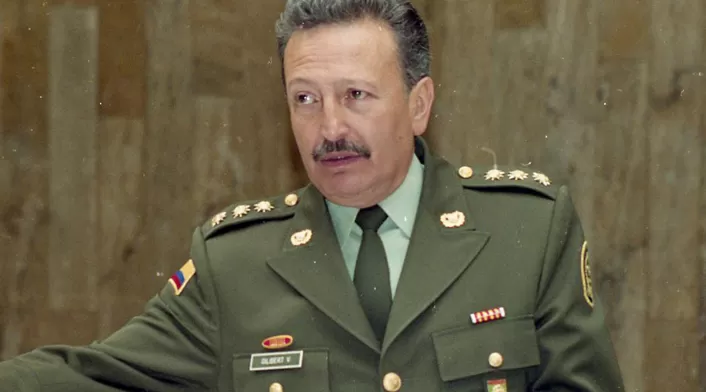 Luis Ernesto Gilibert Vargas, general retirado de la Policía Nacional, de la cual fue director en 2000-2002, a la que perteneció cuarenta años