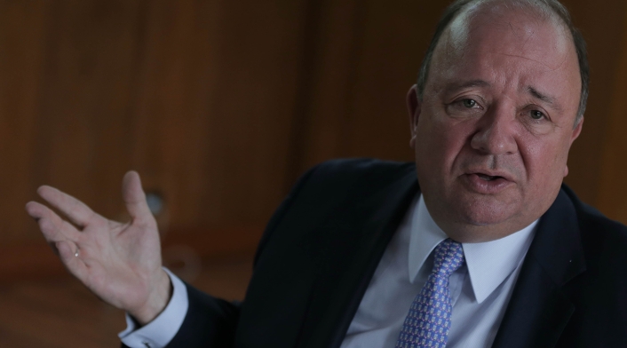 Luis Carlos Villegas, ministro de Defensa