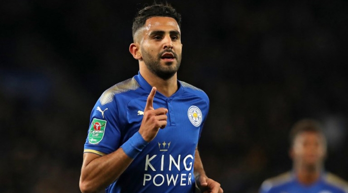 Mahrez firmó por cinco años con el Manchester City