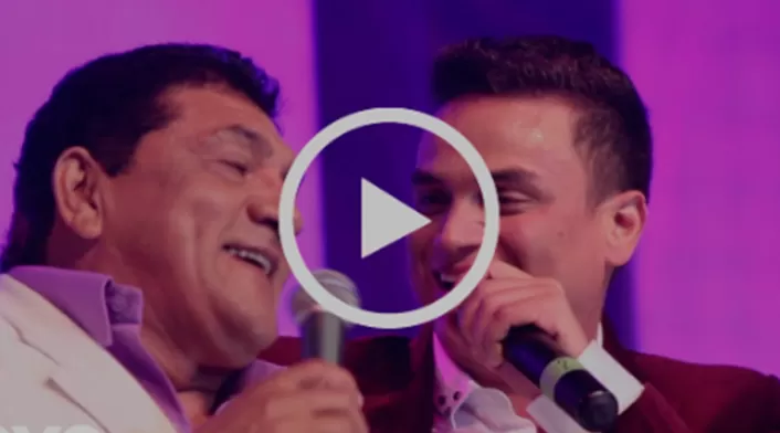 Poncho Zuleta y Silvestre Dangond durante su presentación en la discoteca Trucupey de Barranquilla