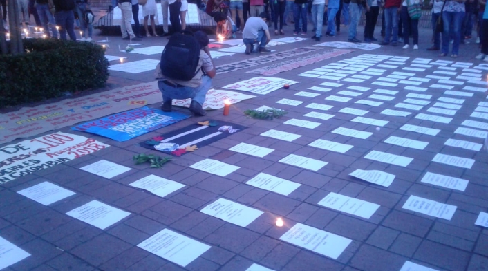 Así se vivió la 'velatón' por los líderes sociales asesinados en el país Así se vivió la 'velatón' por los líderes sociales asesinados en el país