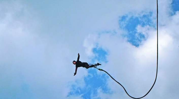 Bungee Jumping sobre el Río Fonce