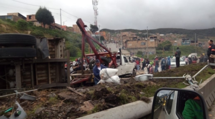 Cierre vía al Llano