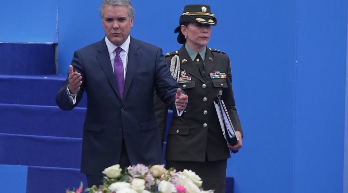 Iván Duque en medio del acto de posesión.