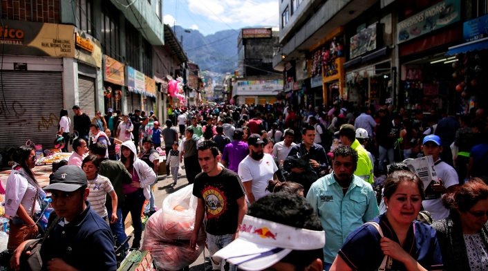 El sector de comerciantes en la calle 13 con Caracas, en el centro de Bogotá