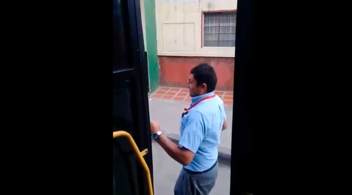 Conductor del SITP hizo reto ‘In My Feelings Challenge’ Conductor del SITP hizo reto ‘In My Feelings Challenge’