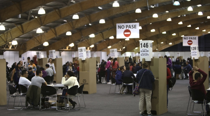 Votaciones de la consulta anticorrupción en Corferias