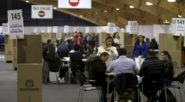 Votaciones de la consulta anticorrupción en Corferias