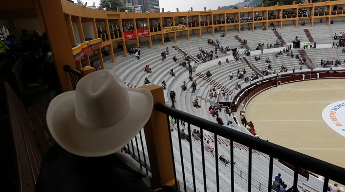 Espectadores en la Plaza de Toros de la Santamaría