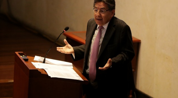 El fiscal Néstor Humberto Martínez anunció el jueves en Barranquilla el embargó acciones de Inassa en Triple A.