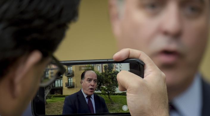 Julio Borges, pedido en extradición por Venezuela