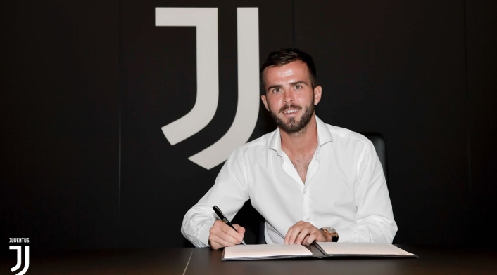 Miralem Pjanic renovó con la Juventus hasta 2023