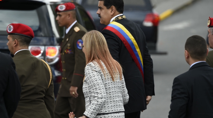 Maduro Nicolás Maduro, presidente de Venezuela, en Caracas, luego de que estallara un artefacto en el marco de su discurso