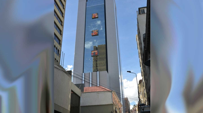 Lujos en el nuevo edificio de gobierno de Bolivia