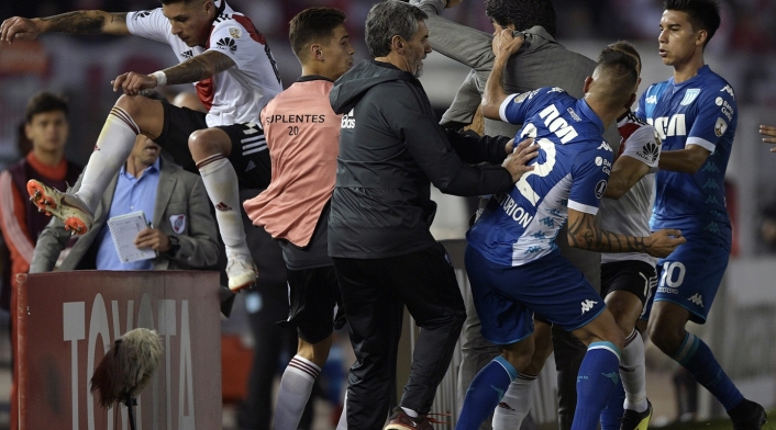 Pelea River Racing