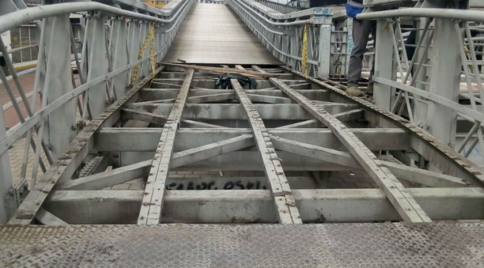Puente Carrera 30 con Calle 6