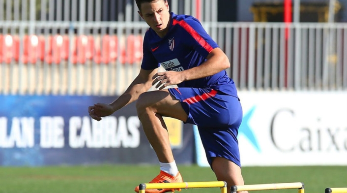 Santiago Arias tuvo fractura de costilla en el amistoso de la selección Colombia y estaría una semana más afuera