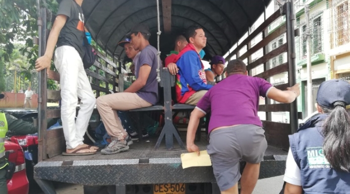 Personero de Bucaramanga denunció utilización de transporte ilegal para trasladar a venezolanos.