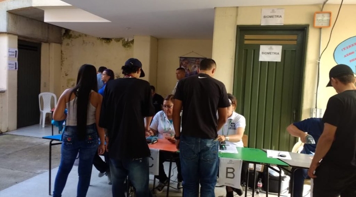 Habitantes de Yalí ejerciendo su derecho al voto Habitantes de Yalí ejerciendo su derecho al voto