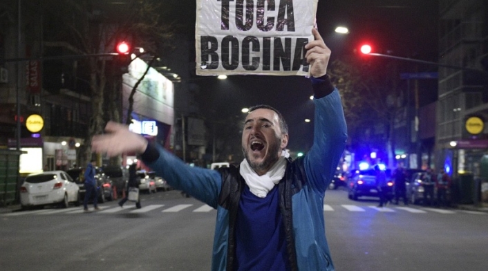 La protesta se replicó en varias esquinas de Buenos Aires.