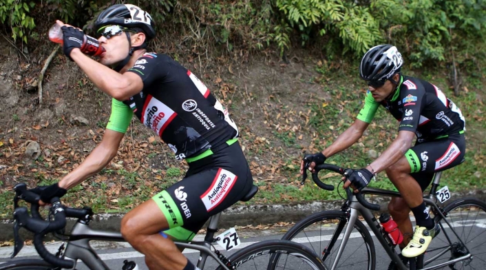 El ganador de la cuarta etapa del Clásico RCN, Carlos Julián Quintero