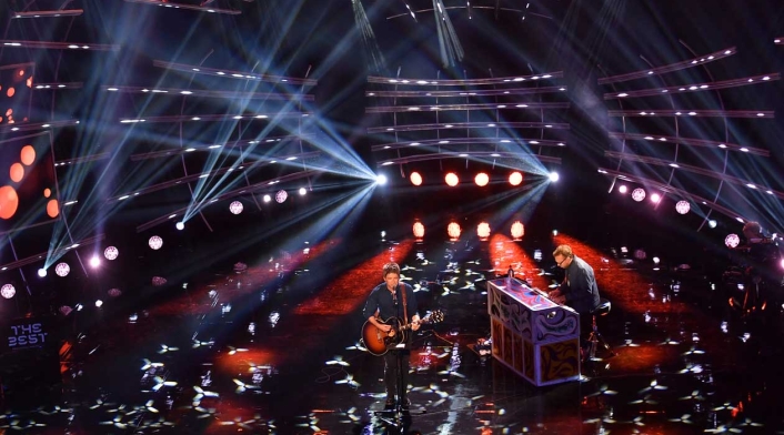 El cantante británico Noel Gallagher animó el show principal en la la gala de los premios The Best organizada por la FIFA