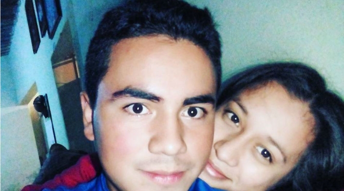 Eduardo Tejeda Cacho junto a Isbeth Atilano Olivos