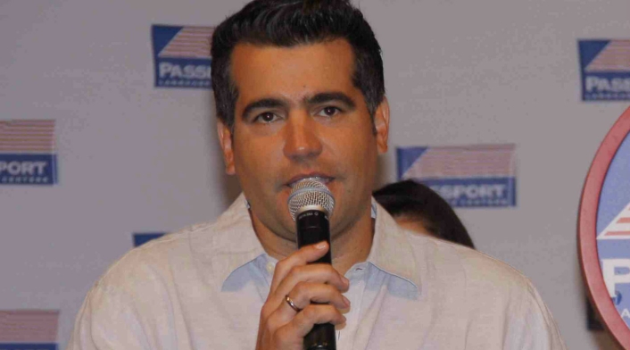 Carlos Calero.