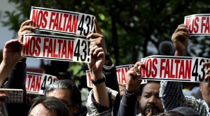 Protestas por los alumnos de Ayotzinapa desaparecidos en 2014.