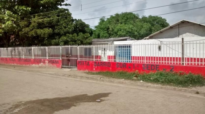 Doce estudiantes resultaron afectadas tras inhalar gases tóxicos en Bolívar Doce estudiantes resultaron afectadas tras inhalar gases tóxicos en Bolívar
