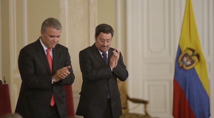 Iván Duque junto a Francisco Santos. Iván Duque junto a Francisco Santos.