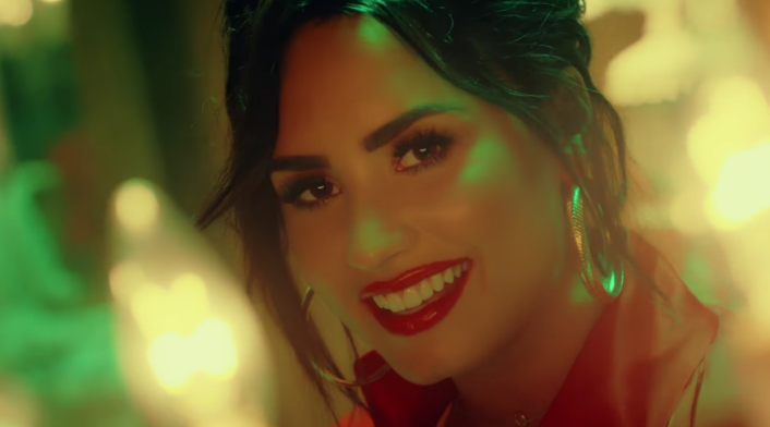 Demi Lovato en la canción ‘Échame la culpa’, interpretada junto a Luis Fonsi