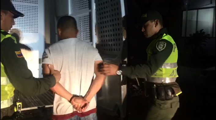 Policía captura a hombre con circular roja de Interpol Policía captura a hombre con circular roja de Interpol