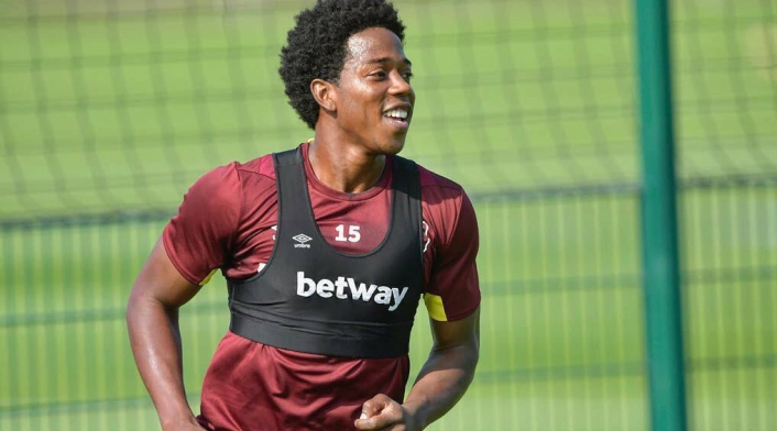 Carlos Sánchez, entrenamientos West Ham