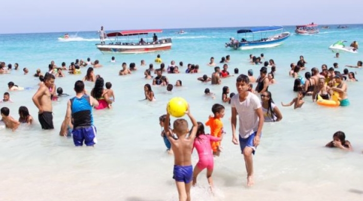 Playa Blanca en isla Barú, Cartagena.
