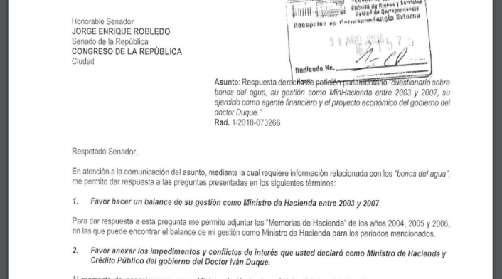 Ministro de Hacienda responde a senador Jorge Robledo