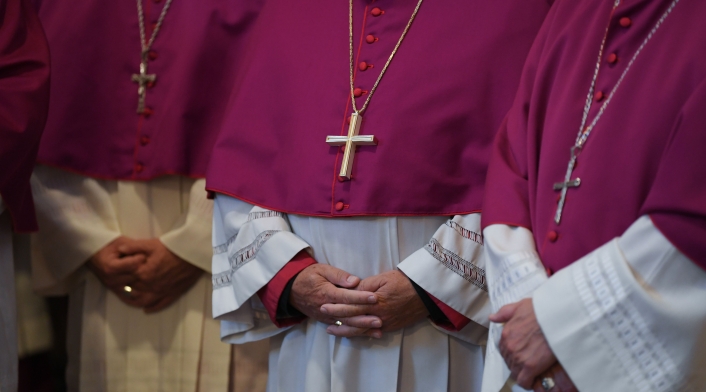 Sacerdotes católicos - Iglesia Católica