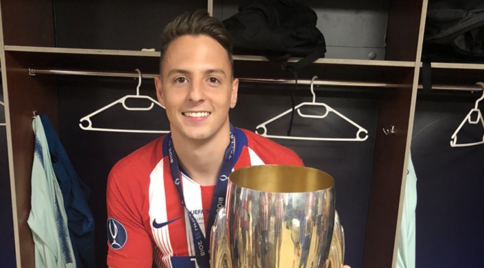 Santiago Arias, jugador colombiano