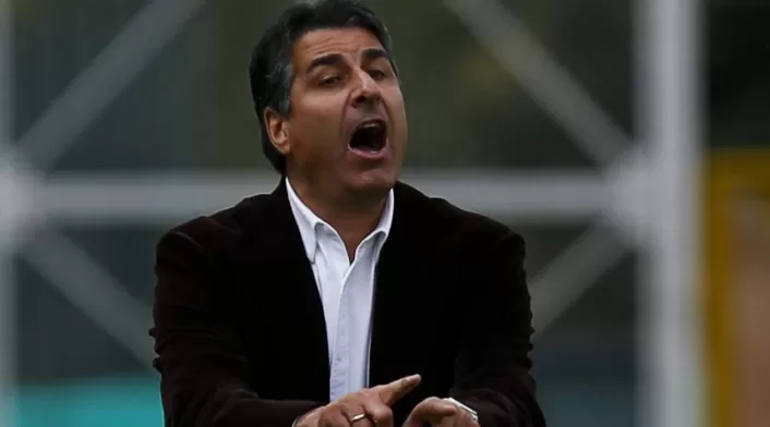 Santiago Escobar, técnico colombiano