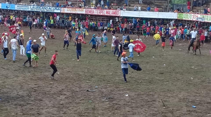 Las corralejas se realizan en medio de las fiestas patronales.